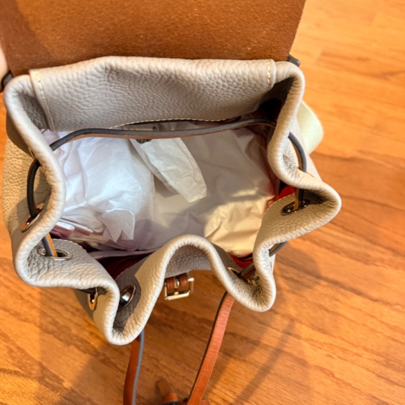 Dooney & Bourke Small Allie Backpack R0250 TP Taupe Leather – NEW Never Used Dooney and Bourke small Allie backpack main image 3
